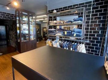 7efe3a3575fdc4395a19e65056de9ff49c424986 · Casa comercial à venda, 276,30m² - Centro - Taubaté/SP