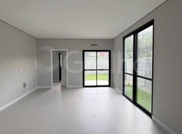 4- · Sobrado com 154,15m² em loteamento na Vargem Pequena
