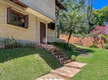 Casa · 220m² · 4 Quartos · 4 Vagas · Casa Com 4 Suítes e Piscina Morro da Cruz