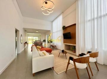 Casa · 211m² · 4 Quartos · 2 Vagas · Excelente Casa no Condomínio Riviera Estilo contemporânea! Composta por 4 suítes, sendo 2 americanas