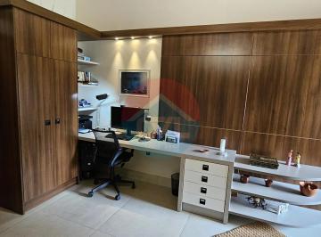 Casa · 208m² · 4 Quartos · 3 Vagas · Ótima Residência em Chapada dos Guimarães.
