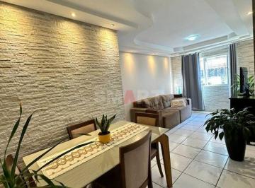 Apartamento · 74m² · 3 Quartos · 1 Vaga · Apartamento Semimobiliado com 03 Quartos no Centro