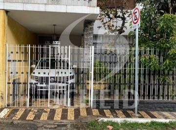 Casa · 147m² · 4 Quartos · 1 Vaga · Sobrado a venda de 147,00m² útil, com 3 quartos, no Alto da Boa Vista.