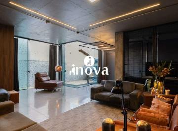 Casa · 200m² · 1 Quarto · 4 Vagas · Casa à venda, 1 quarto, 2 suítes, 4 vagas, São Bento - Uberaba/MG