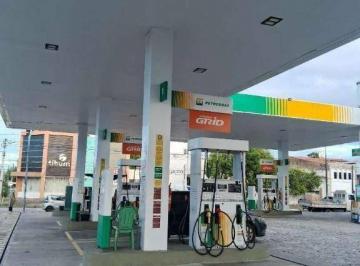33b5e933a2baa3eb71f9da7f8a008d0534ee0dc3 · Parte Superior em Posto de Combustível para alugar, 172 m² por R$ 6.880,00/mês - Montese - Fortaleza