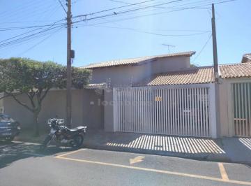 Casa · 269m² · 4 Quartos · 4 Vagas · Boa Vista excelente imóvel térreo com 4 dormitórios