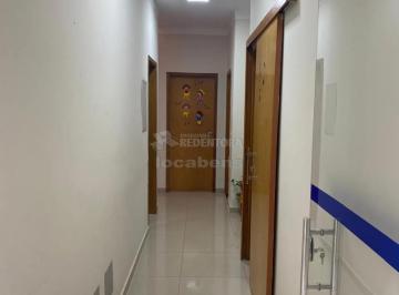 Comercial · 300m² · Casa comercial com 12 salas e edícula nos fundos no bairro Boa Vista.