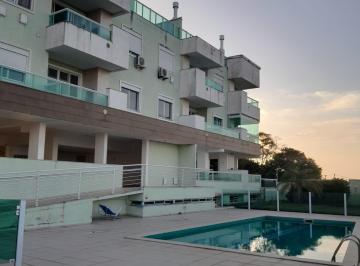 Apartamento · 58m² · 1 Quarto · 1 Vaga · Apartamento quadra mar na Praia do Santinho - Florianópolis