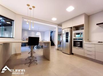 Casa · 372m² · 3 Quartos · 4 Vagas · Sobrado 372 m² com piscina - Parque dos Pássaros