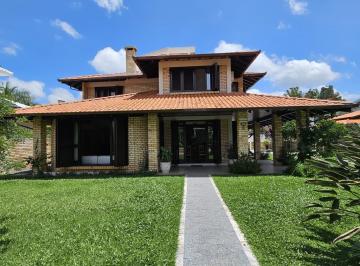 Casa de 4 quartos, Florianópolis · Casa locação temporada Jurerê Internacional