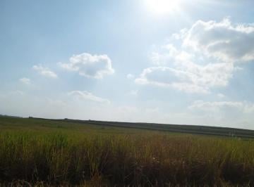 Foto 01 · Fazenda à venda em Quatá-SP, Zona Rural: 1 quarto, 1 banheiro, 12.391.126,00 m² de área!