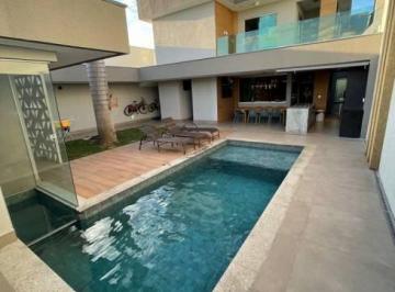 Casa · 360m² · 4 Quartos · Casa à venda - no Castelo
