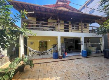 Casa · 445m² · 4 Quartos · Casa à venda - no Castelo