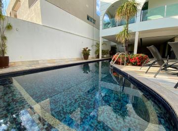 Casa · 450m² · 4 Quartos · Casa à venda - em Vila Paquetá