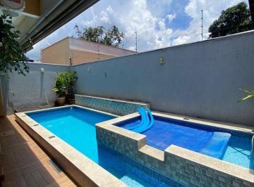 Casa · 180m² · 3 Quartos · Casa à venda - em Vila Paquetá