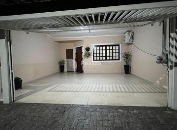 Casa · 209m² · 2 Quartos · 2 Vagas · Sobrado à venda em São José dos Campos, Residencial Bosque dos Ipês, com 2 quartos, com 209 m²