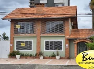 Foto 14 · Excelente oportunidade: Casa comercial à venda em Joinville-SC, Bairro Atiradores, 9 salas, 3 banhei