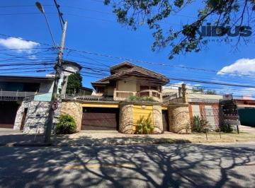 Foto 01 · Imóvel de luxo em Sorocaba-SP: Casa com 3 suítes, 3 salas e 5 vagas no Jardim América!