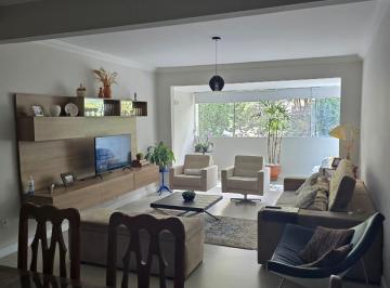 Apartamento de 4 quartos, Barueri · Apartamento à venda em Alphaville, Ed. Regina, 128m² , 4 quartos sendo 2 suítes.