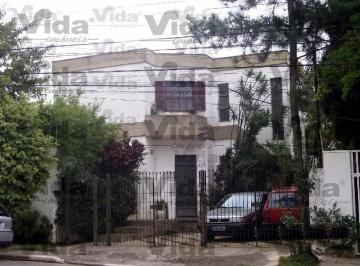 Casa · 300m² · 4 Quartos · 3 Vagas · Sobrado em Adalgisa - Osasco, SP