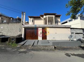 Casa · 228m² · 4 Quartos · 1 Vaga · Vendo Duplex no Parque Verde