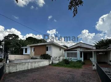 Casa · 320m² · 4 Quartos · 8 Vagas · Terreno de 400m² à Venda no Alto da Lapa ? Oportunidade para Reforma ou Nova Construção