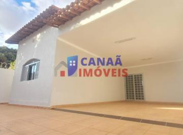 Casa · 214m² · 3 Quartos · 2 Vagas · Casa 3 quartos bairro Finotti proximo à UFU Santa Mônica