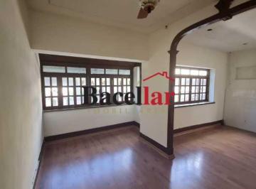 Casa · 180m² · 6 Quartos · 2 Vagas · Casa de rua - Duplex / Residencial / Praça da Bandeira