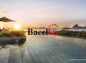 Apartamento · 194m² · 2 Quartos · 2 Vagas · Apartamento - Padrão / Residencial / Glória