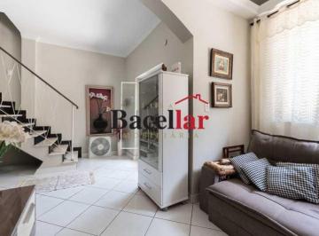 Casa · 242m² · 3 Quartos · 1 Vaga · Casa de Vila