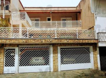 Casa · 209m² · 4 Quartos · 3 Vagas · Sobrado em Cidade das Flores - Osasco, SP