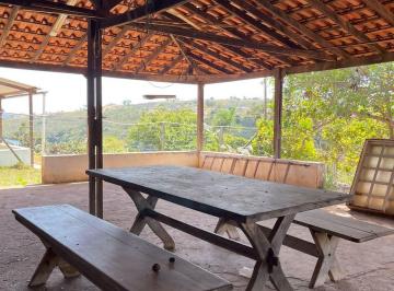 Casa , Corumbá de Goiás · VENDO RANCHO NO CURUMBA IV EXCELENTE IMÓVEL P/ DESCASCAR NOS FINAIS DE SEMANA!