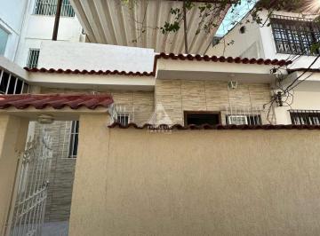 Casa · 55m² · 2 Quartos · Casa de vila com 2 quartos e suíte no coração do Grajaú.Entrar e morar