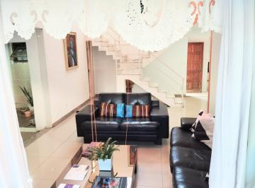 Casa de 4 quartos, Belo Horizonte · Casa a Venda no Santa Amélia