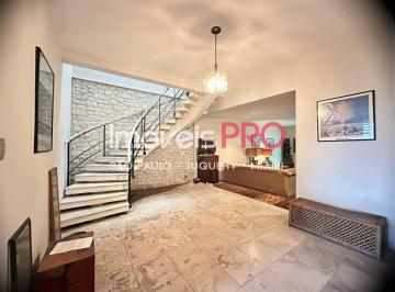 Casa · 386m² · 4 Quartos · 1 Vaga · Casa no Campo Belo para reforma, ótima oportunidade!