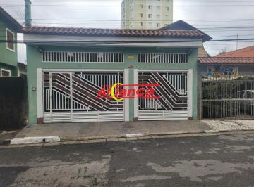 Casa · 320m² · 3 Quartos · 3 Vagas · Sobrado 3 dormitórios, duas suítes e 3 vagas de garagem.