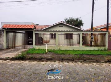 23772254_4.jpg · Casa com 03 quartos Faixa Mar em Praia de Leste