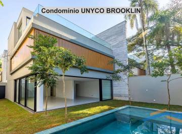 Casa · 867m² · 3 Quartos · 5 Vagas · Linda casa com piscina no Condomínio UNYCO BROOKLIN - São Paulo.