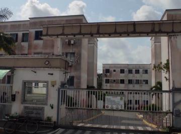 Apartamento de 2 quartos, Jaboatão dos Guararapes · Vendo Apto reformado com preço imbatível no vila das Jaqueiras 