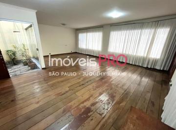 Casa · 293m² · 5 Quartos · 4 Vagas · Rua fechada