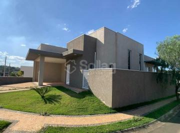 Casa · 167m² · 3 Quartos · 4 Vagas · Casa á venda no Condomínio Villa do Sol na cidade Valinhos , interior de São Paulo.