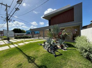 432eea1d669cfea6e7d0d91cceab334a770120bc · Casa deslumbrante à venda em Barra do Jacuípe, localizada no exclusivo Condomínio Parque das Árvores