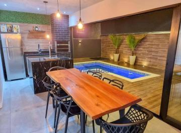 e63a2843106cd1bac3a5b638559f79cb1296d1f8 · Casa com 3 dormitórios à venda, 175 m² por R$ 1.800.000,00 - Villa Branca - Jacareí/SP