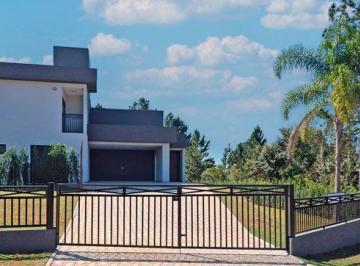 c11cc5161cd3b836bdb26217d1cbf735e2ba72d9 · Casa nova