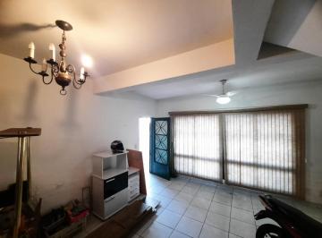 339332_i1f3KgHw189h5aL34a_33933266bac70992da9.jpg · casa sobrado de 3 quartos Jardim Botânico