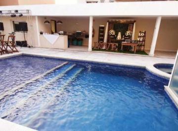 Casa · 400m² · 3 Quartos · 4 Vagas · Maravilhosa casa em condomínio, com salão de festas em terreno anexo