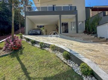 Casa de 4 quartos, Mogi das Cruzes · Casa com 4 quartos e 300 m² à venda em Parque Residencial Itapeti