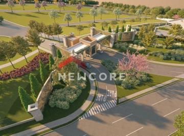 Terreno · 459m² · Lote em condomínio em  Rodovia Engenheiro Paulo de Tarso Souza Martins - Parque das Bandeiras - Inda