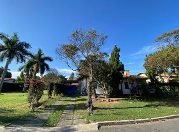 Casa de 4 quartos, Pindamonhangaba · Condomínio Village Paineiras, excelente 4 quartos, 2 suites, LINDA ÁREA GOURMET. ACEITO PERMUTA .