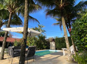 Casa de 4 quartos, Pindamonhangaba · Condomínio Village Paineiras, excelente 4 quartos, 2 suites, LINDA ÁREA GOURMET.